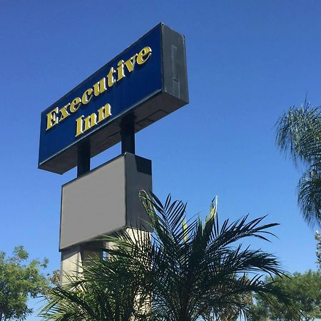 Anaheim Executive Inn & Suites Exteriér fotografie