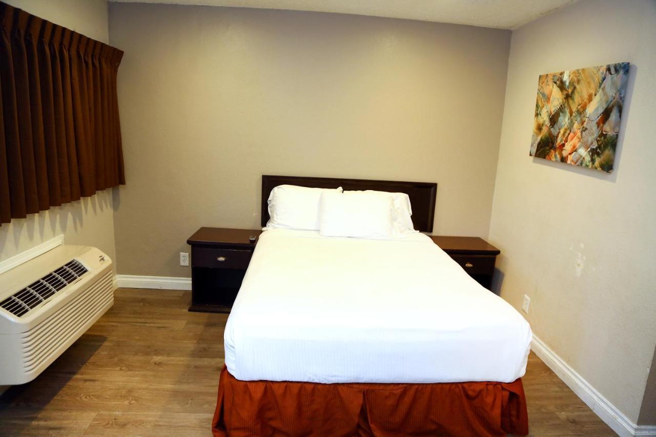 Anaheim Executive Inn & Suites Exteriér fotografie